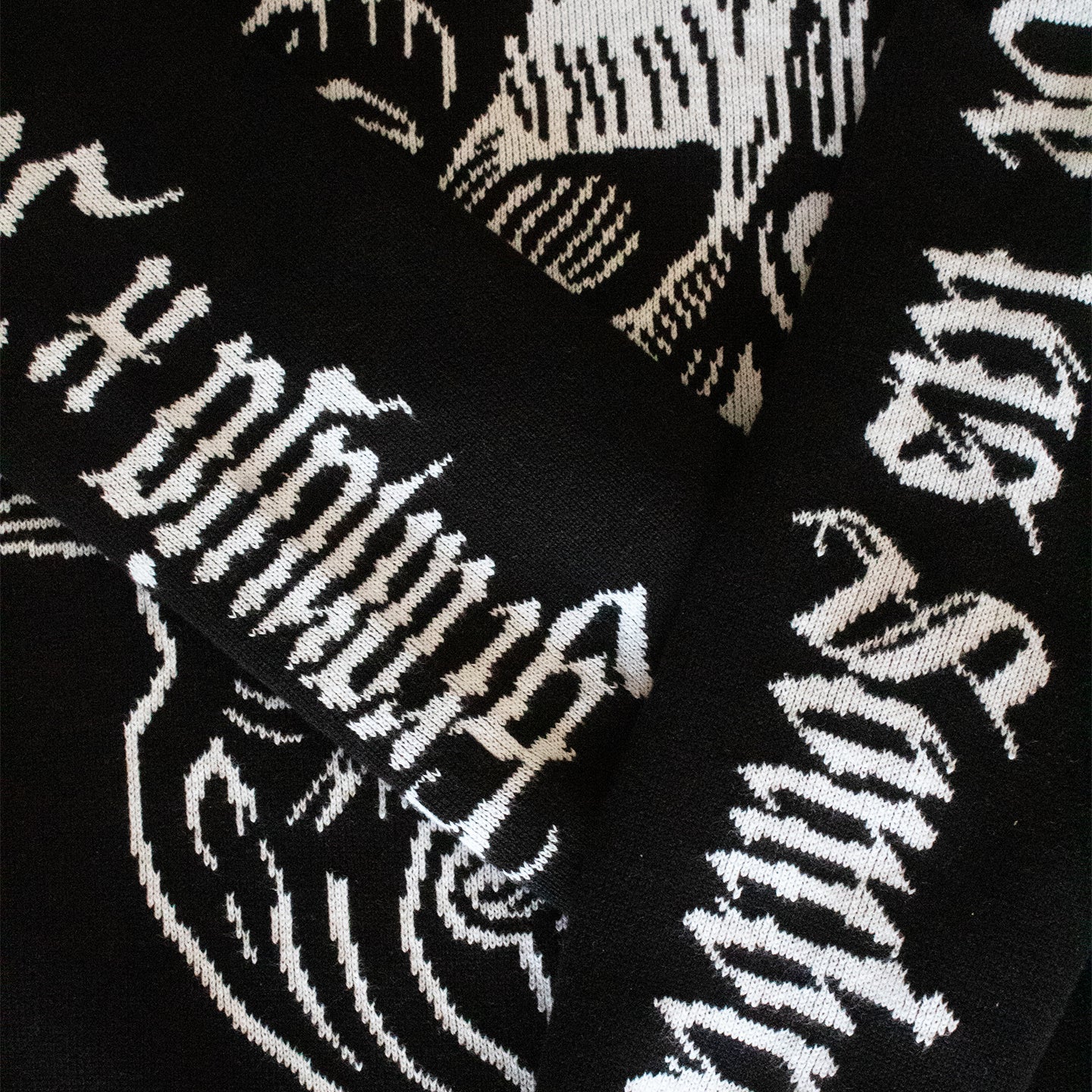 Granuja & Jam Baxter - 'De las Sombras' Knitted Jumper // Black